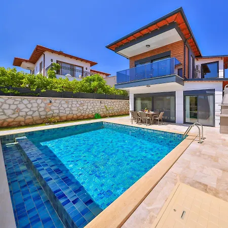 Villa Makale