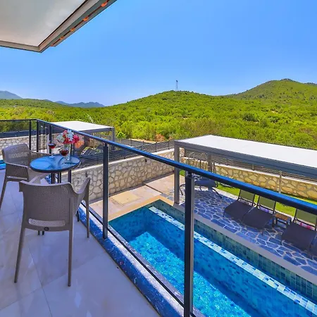 Villa Makale