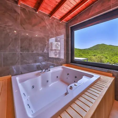 Makale Villa *